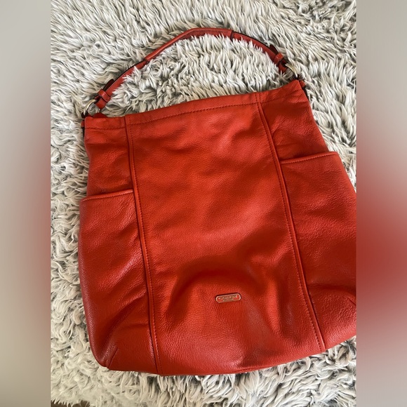 COACH PURSE - Picture 1 of 2